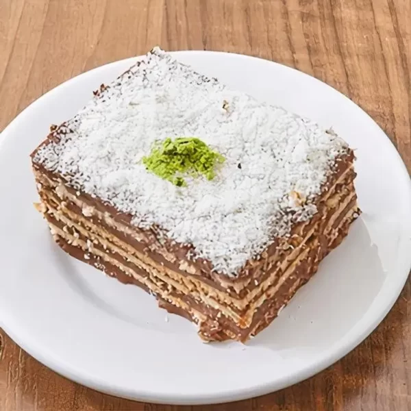 Bisküvili Pasta