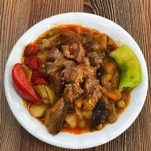 Etli Sebzeli Güveç